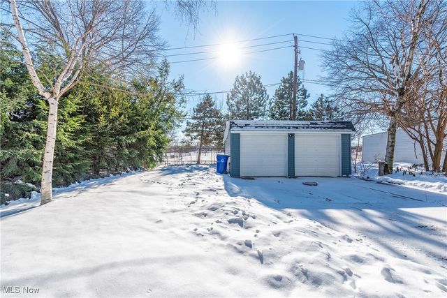 2811 Oak Park Avenue, Cleveland, OH 44109