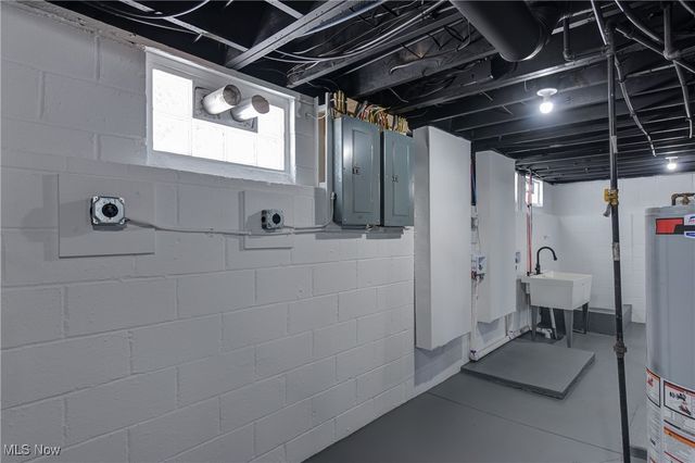 2811 Oak Park Avenue, Cleveland, OH 44109