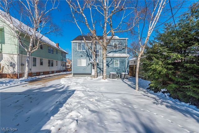 2811 Oak Park Avenue, Cleveland, OH 44109