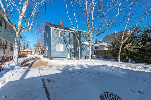 2811 Oak Park Avenue, Cleveland, OH 44109