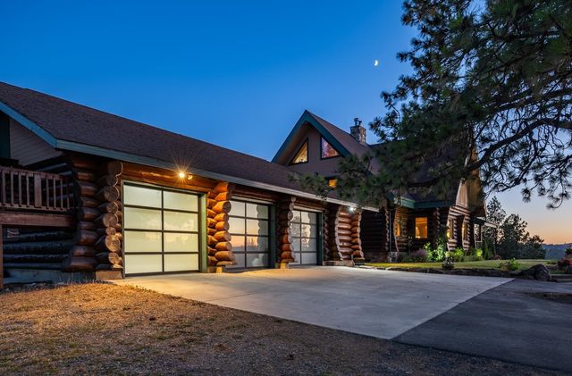 5024 E Stoughton Rd, Valleyford, WA 99036