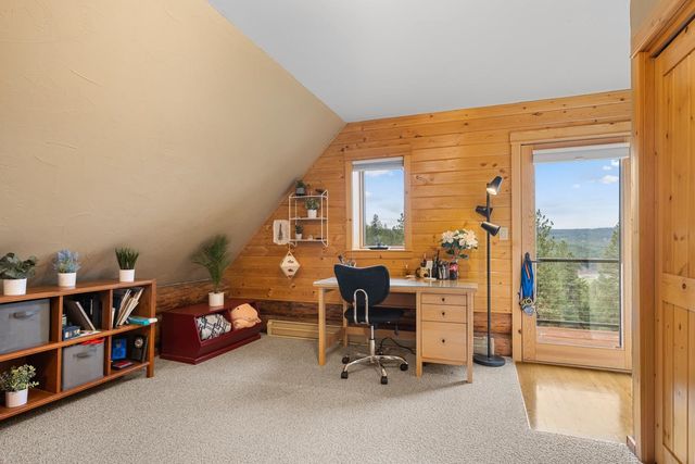 5024 E Stoughton Rd, Valleyford, WA 99036