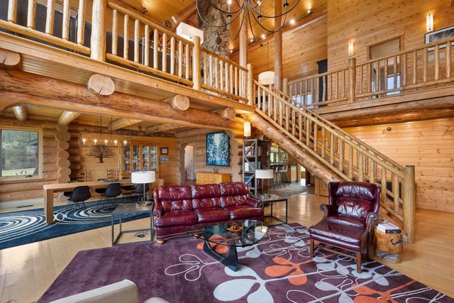 5024 E Stoughton Rd, Valleyford, WA 99036