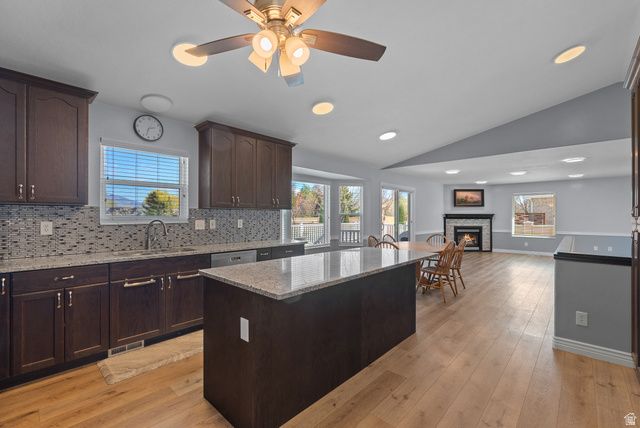9497 S LADY DOVE LN, South Jordan, UT 84095