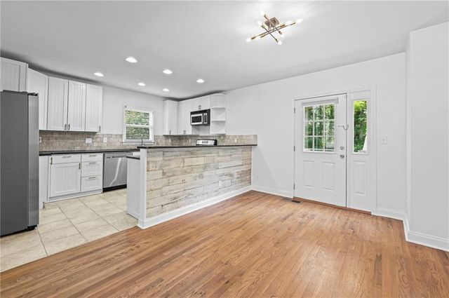 2429 Claude Street NW, Atlanta, GA 30318