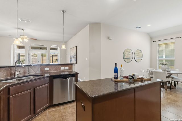 820 Alpino, Cibolo, TX 78108