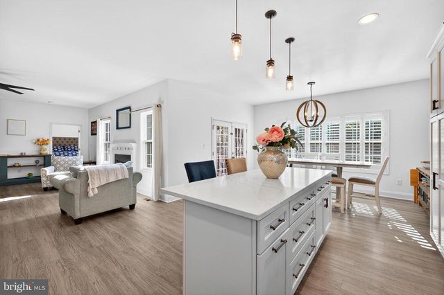 6471 SILK RD, Jeffersonton, VA 22724