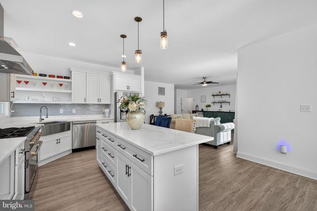 6471 SILK RD, Jeffersonton, VA 22724