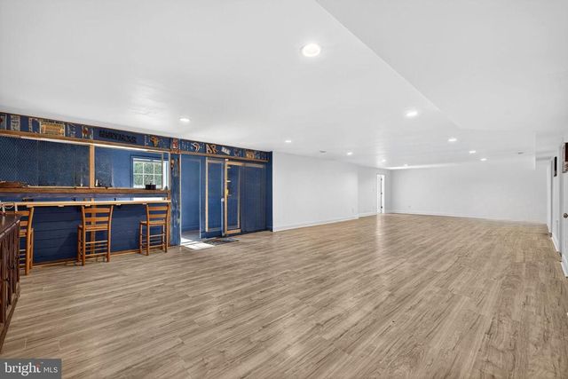 6471 SILK RD, Jeffersonton, VA 22724