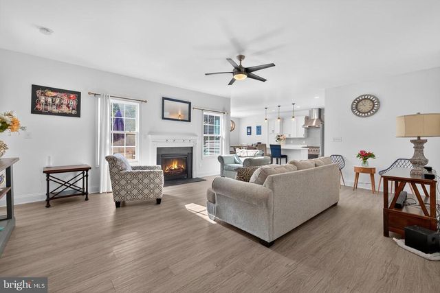 6471 SILK RD, Jeffersonton, VA 22724