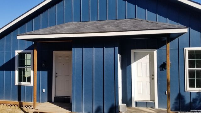 1063 Sleepy Hollow, Spring Branch, TX 78070