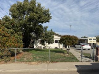 1140 Tomah Avenue, Porterville, CA 93257