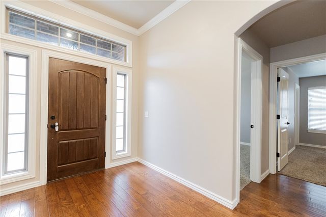 1001 Tarah Knolls Circle, Centerton, AR 72719