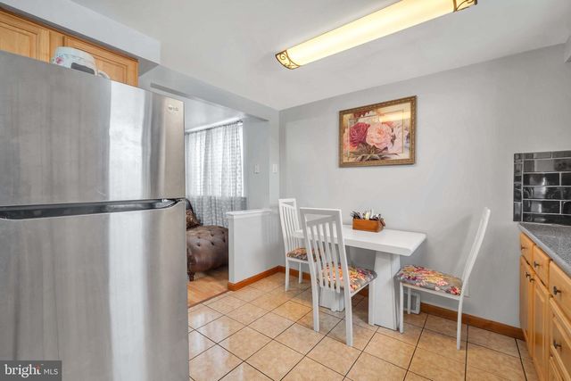 1100 SURREY RD, Philadelphia, PA 19115