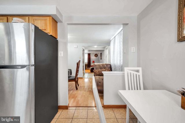 1100 SURREY RD, Philadelphia, PA 19115