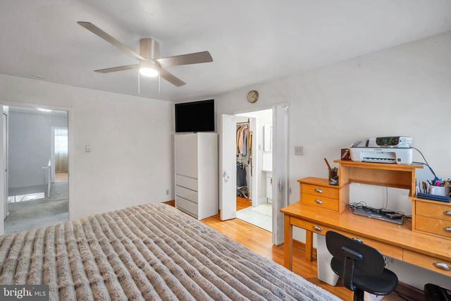 1100 SURREY RD, Philadelphia, PA 19115