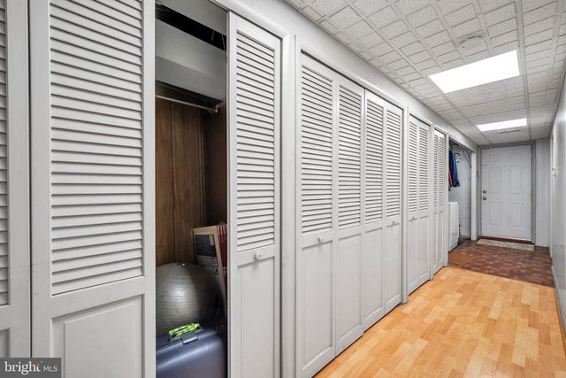 1100 SURREY RD, Philadelphia, PA 19115