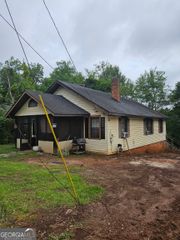 151 G Circle, Thomaston, GA 30286