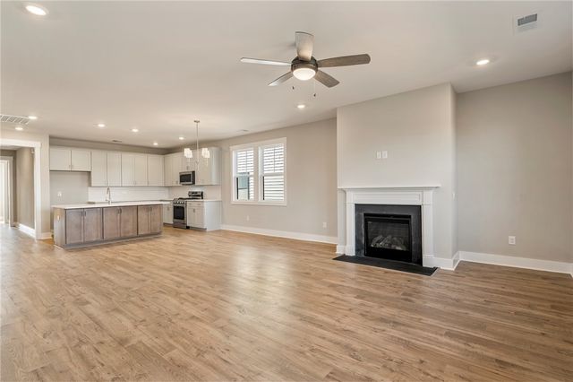 200 Highland Street, Taylors, SC 29687