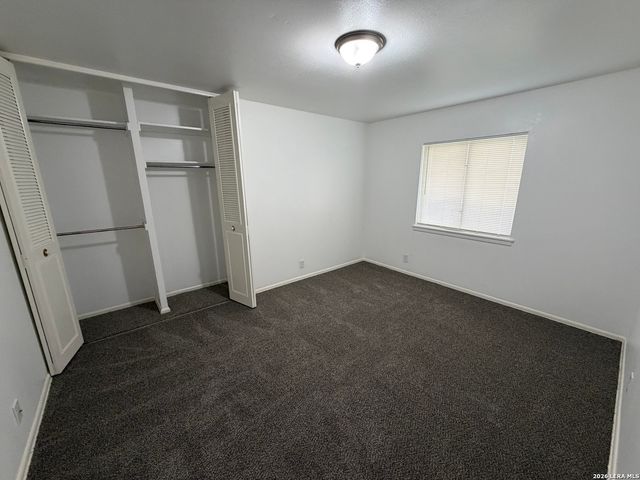 161 Lost Forest St, Live Oak, TX 78233