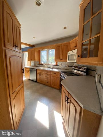 2181 YERGER RD, Pottstown, PA 19464
