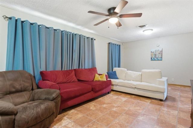 613 Glover Street, Lake Charles, LA 70605
