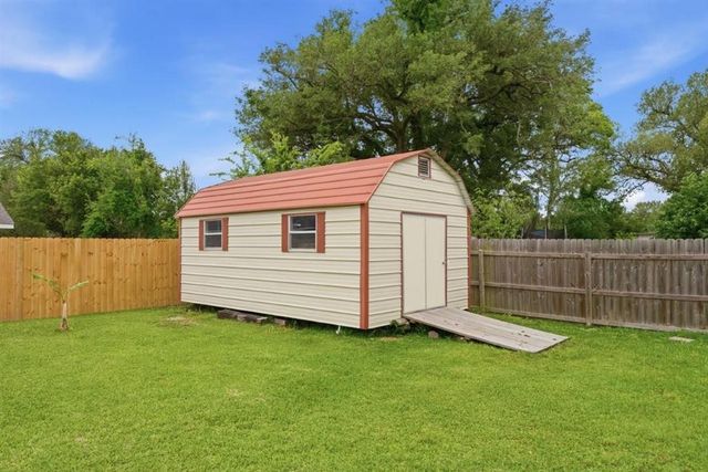 613 Glover Street, Lake Charles, LA 70605