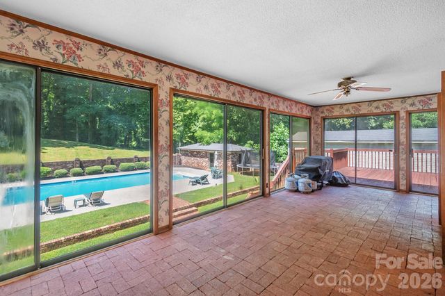 1549 Cecelia Drive, Gastonia, NC 28054
