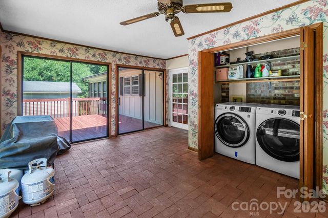 1549 Cecelia Drive, Gastonia, NC 28054