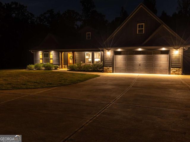2271 N 16 Highway, Whitesburg, GA 30185