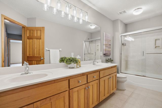 7552 Blackoaks Lane N, Maple Grove, MN 55311