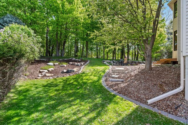 7552 Blackoaks Lane N, Maple Grove, MN 55311
