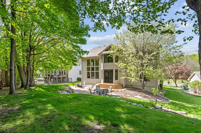 7552 Blackoaks Lane N, Maple Grove, MN 55311
