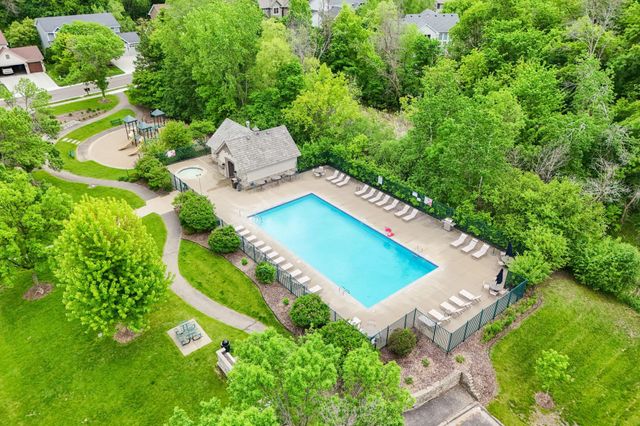 7552 Blackoaks Lane N, Maple Grove, MN 55311