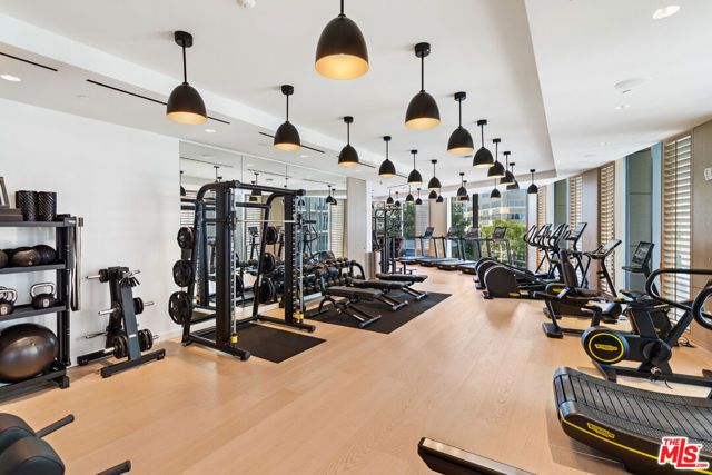 211 W Elm Court 3C, Los Angeles, CA 90067