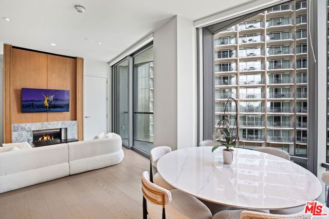 211 W Elm Court 3C, Los Angeles, CA 90067