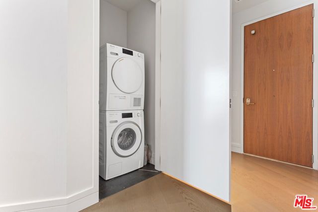 211 W Elm Court 3C, Los Angeles, CA 90067