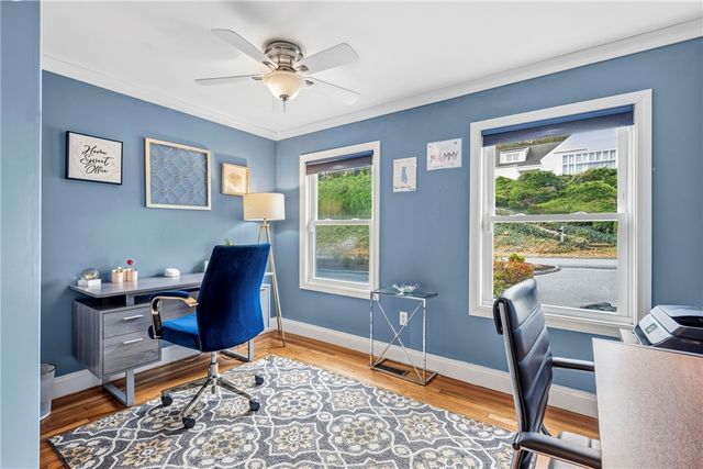 21 Crestwood Road, Warwick, RI 02886