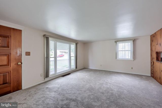 229 N MAPLE ST, Elizabethtown, PA 17022