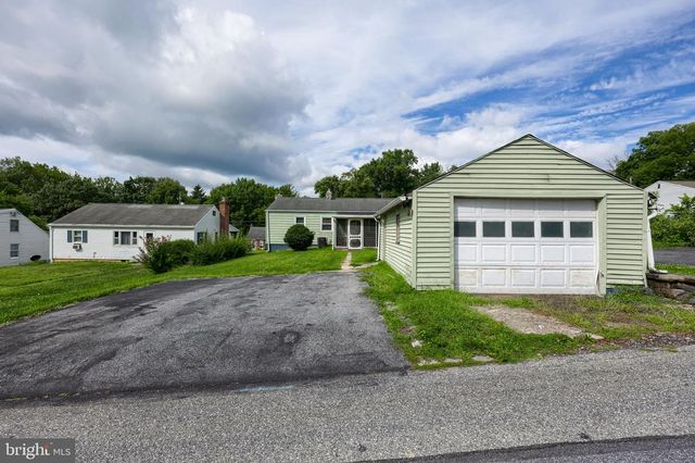 229 N MAPLE ST, Elizabethtown, PA 17022