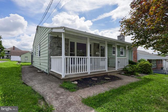 229 N MAPLE ST, Elizabethtown, PA 17022