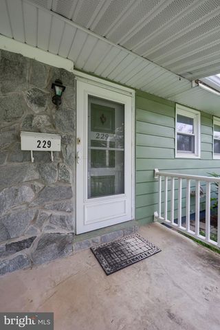229 N MAPLE ST, Elizabethtown, PA 17022