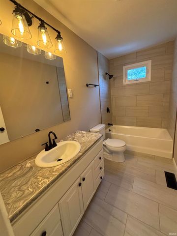 5305 Westbreeze Trail, Fort Wayne, IN 46804