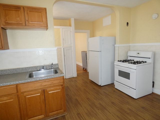 58 Monument St 2, Medford, MA 02155