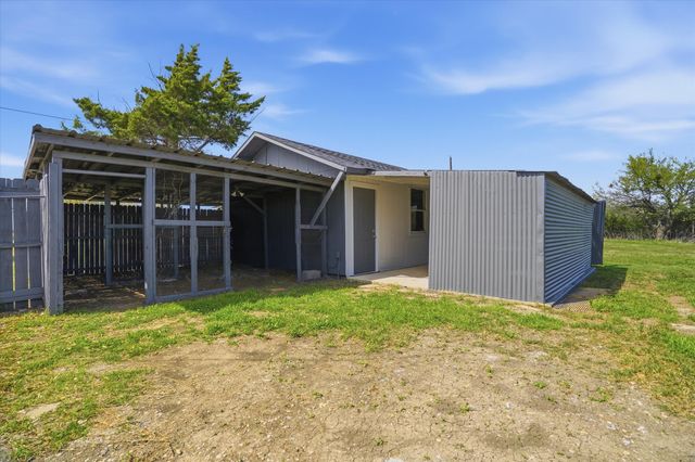3240 Happy Meadows Drive, Alvarado, TX 76009