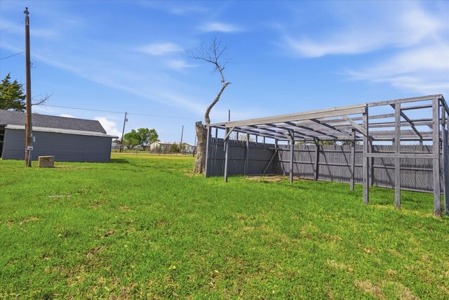 3240 Happy Meadows Drive, Alvarado, TX 76009