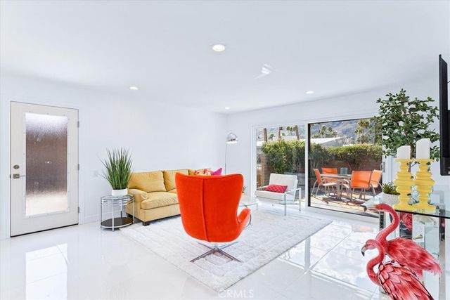 1111 E Ramon 87, Palm Springs, CA 92264