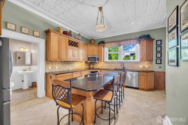 128 Green Street, Woodbridge Proper, NJ 07095