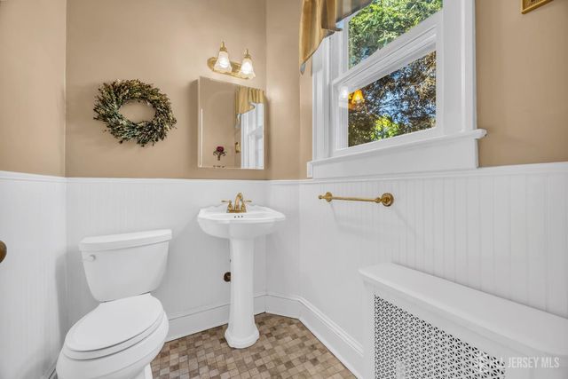 128 Green Street, Woodbridge Proper, NJ 07095