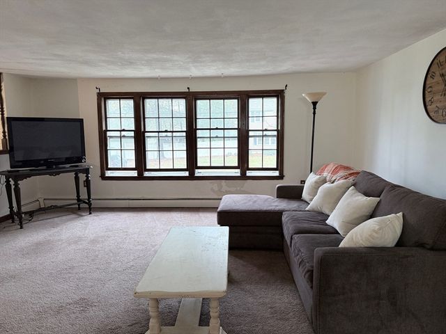 9 Robin Road, Milford, MA 01757